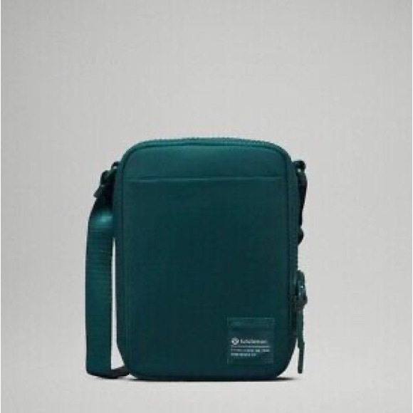 lululemon athletica Handbags - Lululemon Easy Access Crossbody in Storm Teal
